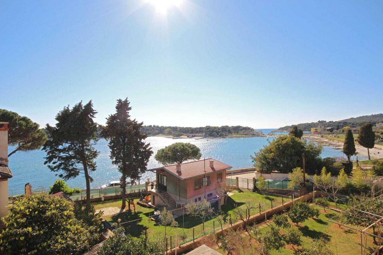 Apartments Tonka Near Beach And Sea Pula Exterior foto