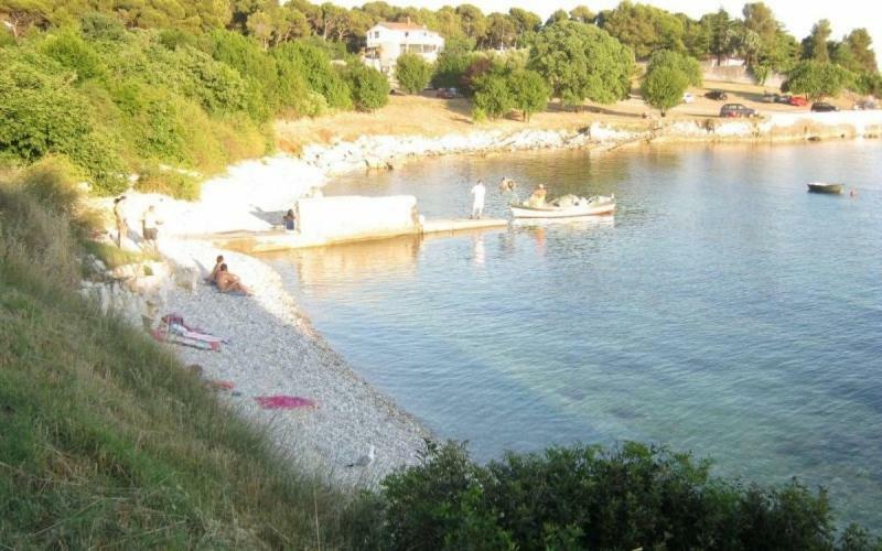 Apartments Tonka Near Beach And Sea Pula Exterior foto